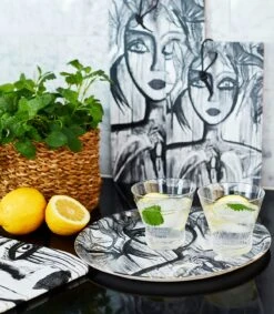 Slice Cutting Board 29,5 X 19,5 Cm, Black/White 7 Slice Cutting Board 29,5 X 19,5 Cm, Black/White -Keukengerei Promotiewinkel carolina gynning slice cutting board black white 7