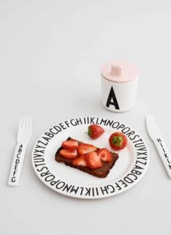 Design Letters Drink Deksel Voor Een Ecozen® Mok, Wit -Keukengerei Promotiewinkel design letters drink lid for melamine cup 20 2