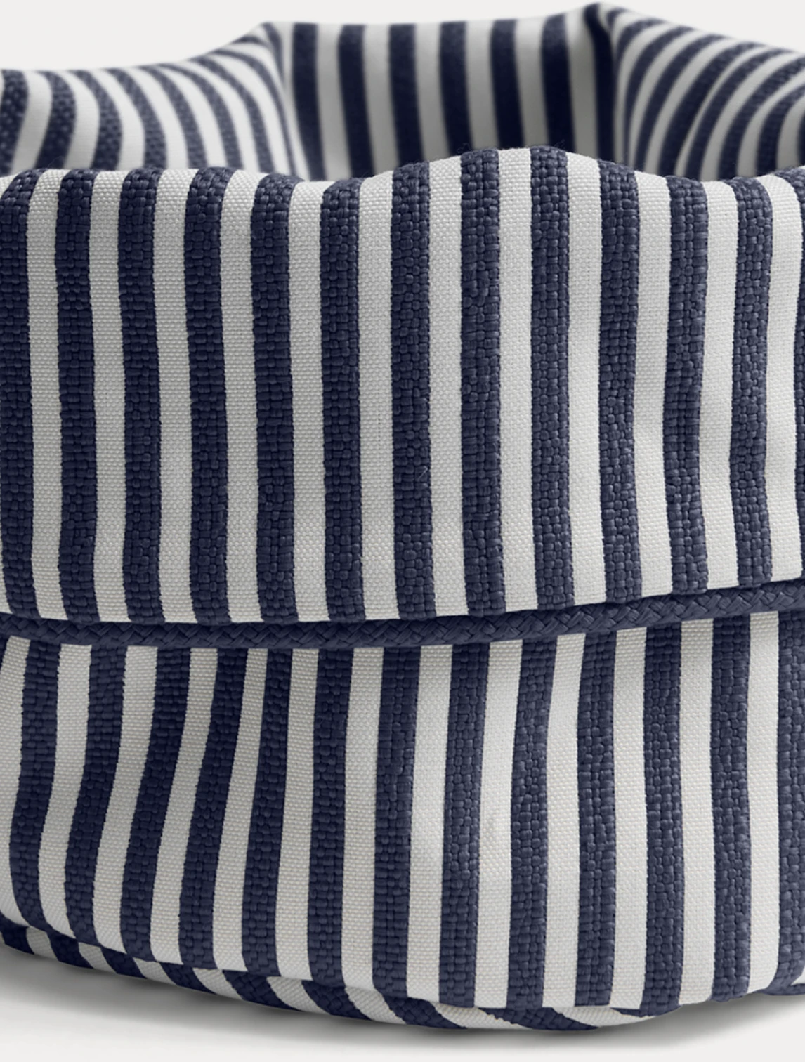 Narrow Stripe Broodmand 19x20 Cm, Marineblauw 2 Narrow Stripe Broodmand 19x20 Cm, Marineblauw - Afbeelding 2