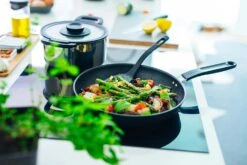 Fiskars Functional Form Frying Pan Ø28cm 11 Fiskars Functional Form Frying Pan Ø28cm -Keukengerei Promotiewinkel fiskars functional form frying pan 13