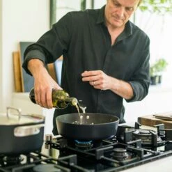 Fiskars Rotisser Sauté Pan Optiheat 26 Cm 6 Fiskars Rotisser Sauté Pan Optiheat 26 Cm -Keukengerei Promotiewinkel fiskars rotisser saute pan optiheat 26 cm 5