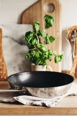 Heirol Cerasafe Pro Koekenpan 32 Cm -Keukengerei Promotiewinkel heirol cerasafe pro koekenpan 32 cm 5