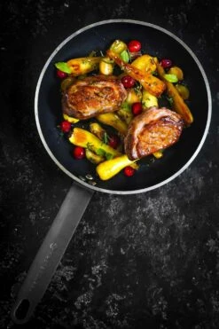 Kitchen Craft Master Class Koekenpan 28 Cm -Keukengerei Promotiewinkel kitchen craft master class frying pan 28 cm 1