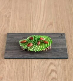 LIND DNA Cut&Serve Square Cutting Board S, Wallnut -Keukengerei Promotiewinkel lind dna cutserve square cutting board s wallnut 6