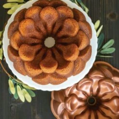 Nordic Ware Magnolia Bundt Pan Ø20 Cm -Keukengerei Promotiewinkel nordic ware magnolia bundt pan 20 cm 6