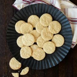 Nordic Ware Woodland Cottage Deegroller 7 Nordic Ware Woodland Cottage Deegroller -Keukengerei Promotiewinkel nordic ware woodland cottage deegroller 2