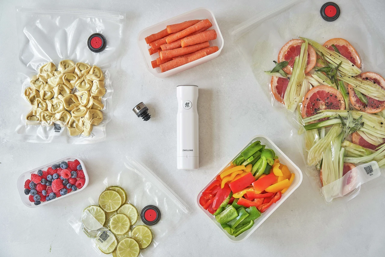 Zwilling Fresh & Save Startpakket Met Vacuümpomp / Tassen / Bakjes Van Plastic, 7 Stuks 4 Zwilling Fresh & Save Startpakket Met Vacuümpomp / Tassen / Bakjes Van Plastic, 7 Stuks - Afbeelding 4